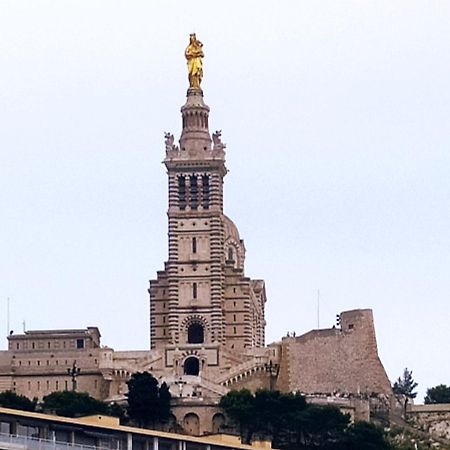 Апартаменты T2 Vue Sur La Basilique De Notre Dame De La Garde Марсель Экстерьер фото