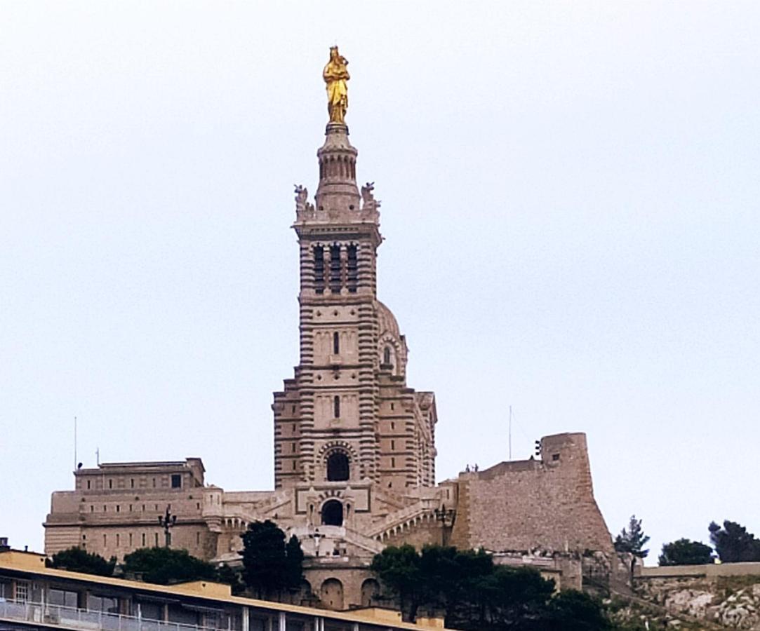 Апартаменты T2 Vue Sur La Basilique De Notre Dame De La Garde Марсель Экстерьер фото